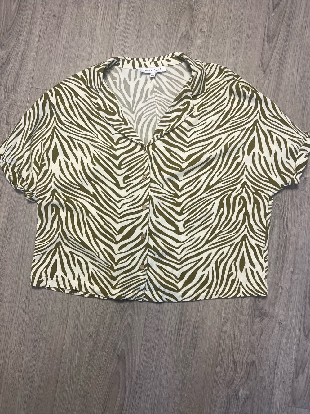 Rose & Olive Olive and White Zebra-Print Button-Up Shirt